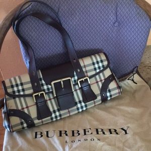 Burberry purse plus bag